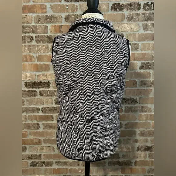 J. Crew Women's Micro Chevron gray black Full Zip Sleeveless quilted Vest fall S - Picture 7 of 11